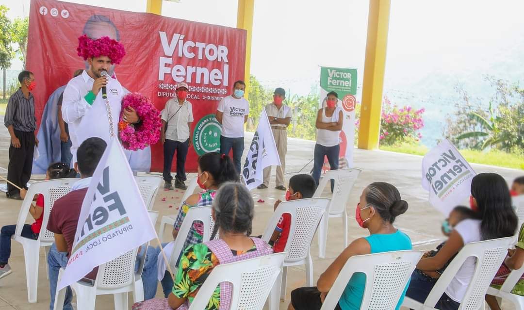 Pobladores de Huazalingo respaldan a Víctor Fernel Guzmán 