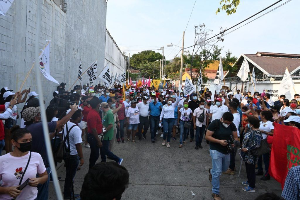 Se unen priistas a campaña del PT en Ometepec