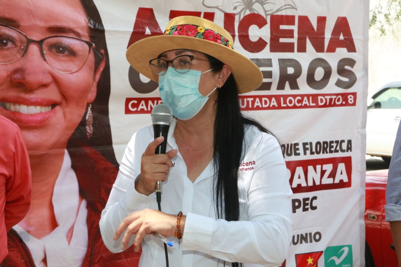 Freno al control ruin del agua en bloque de Ecatepec: Azucena Cisneros