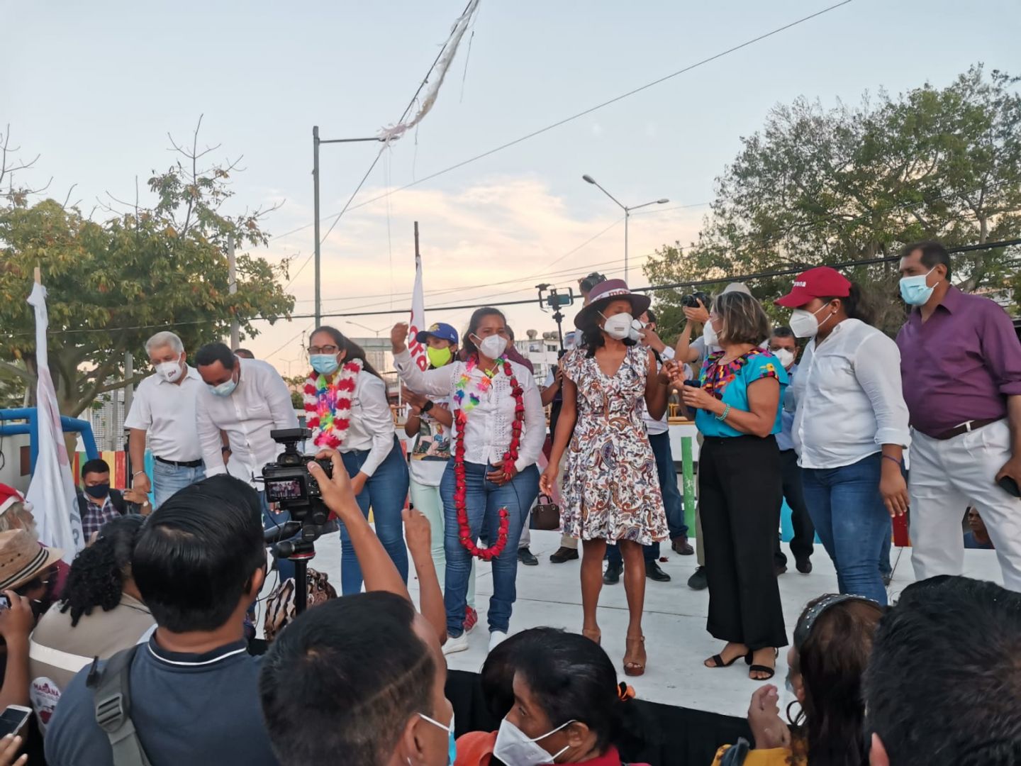 Anuncia Abelina López una ciudad deportiva en Punta Diamante como propuesta de campaña