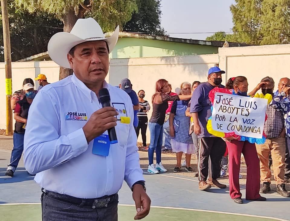 El candidato de la Coalición Vamos por México,  José Luis Aboytes,
gestionará servicios sociales para todos.