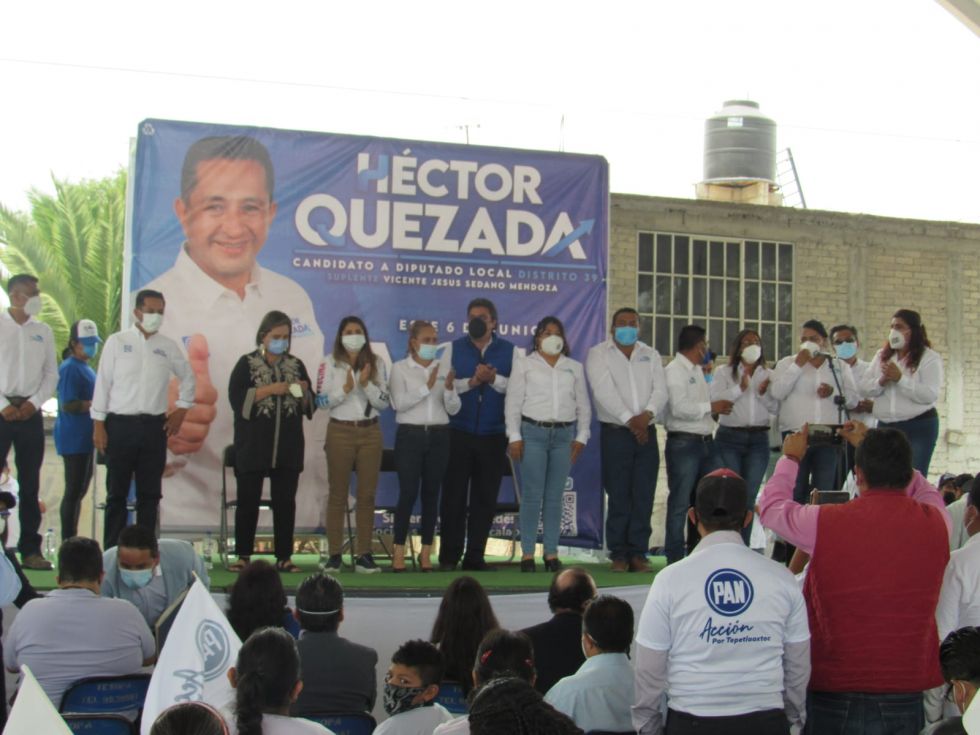 Xóchitl Gálvez apoya la campaña de Eduardo Solares, candidato a la Presidencia Municipal de Tepetlaoxtoc, Edo. Méx. 