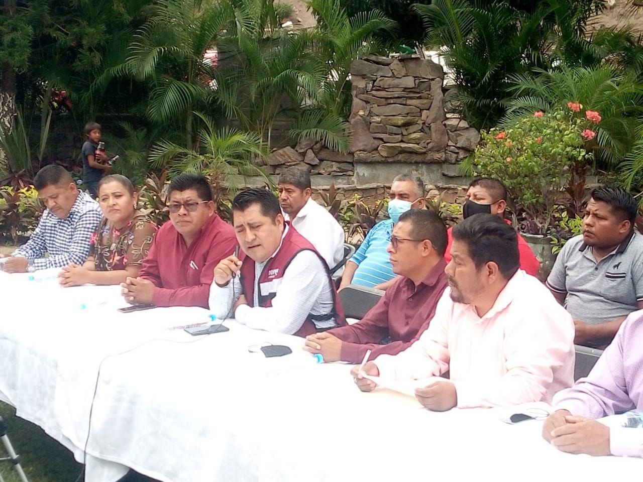 El líder de perredista Faustino Cantú López se suma a la campaña de Mase Mendoza en la montaña