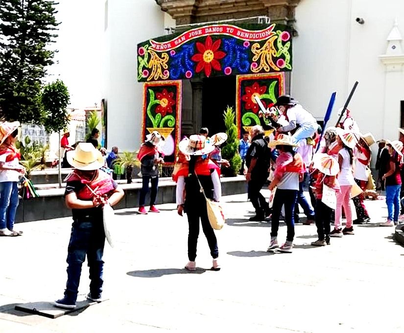 Cocotitlán es reconocido por sus danzas 