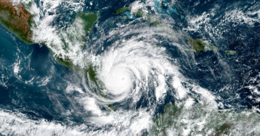 Se prevén huracanes intensos en el pacífico y atlántico: Conagua