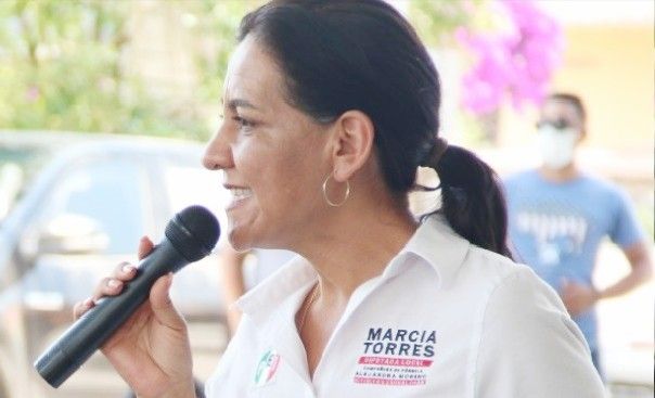 MARCIA TORRES RECONOCE LA PARTICIPACIÓN DE LAS Y LOS MAESTROS EN LA SOCIEDAD