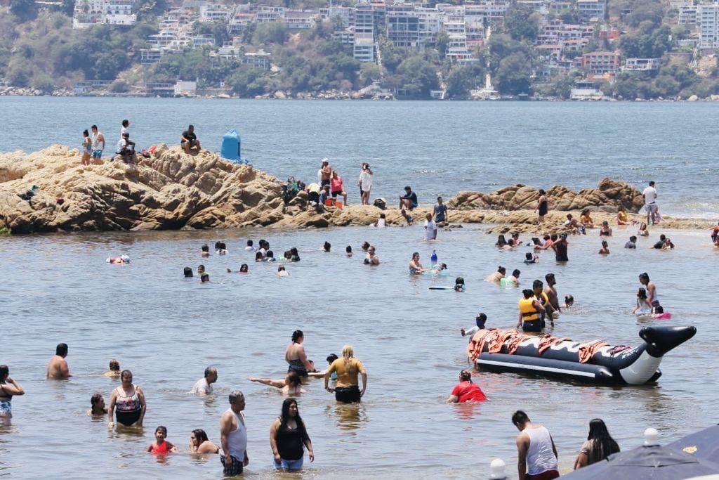 Acapulco previene contagios de COVID con estricto manejo sanitario; registra el puerto 46.6% en hospederías 