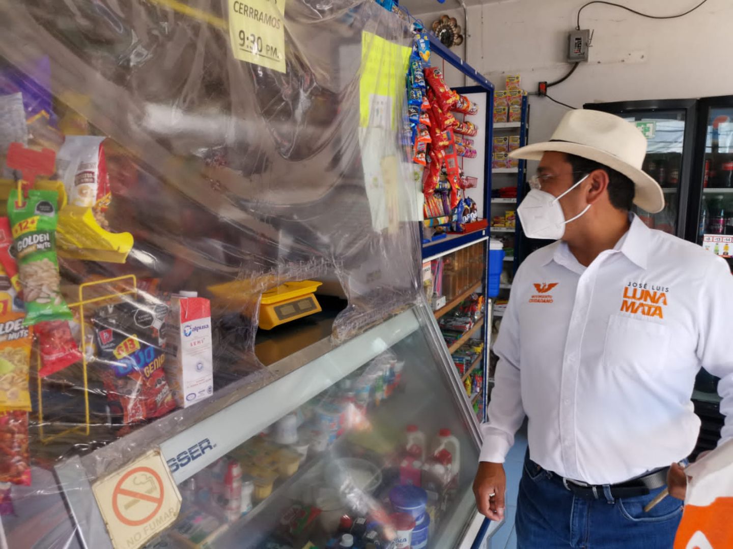 Ayudar al comercio en  Tecámac, agilizando la obtención de sus licencias: Luna Mata