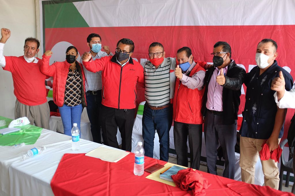 Renuncia masiva de dirigentes y militantes de Morena, se suman al proyecto Nuevo Chimalhuacán