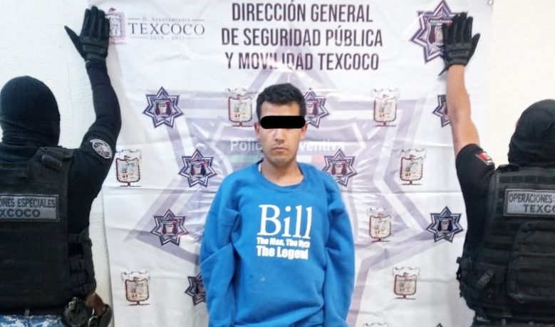 Presunto asaltante es detenido dentro del mercado San Antonio en Texcoco