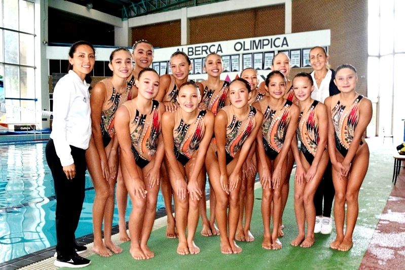 Las nadadoras artísticas mexiquenses realizan ensayo competitivo en Ciudad Deportiva del Edoméx