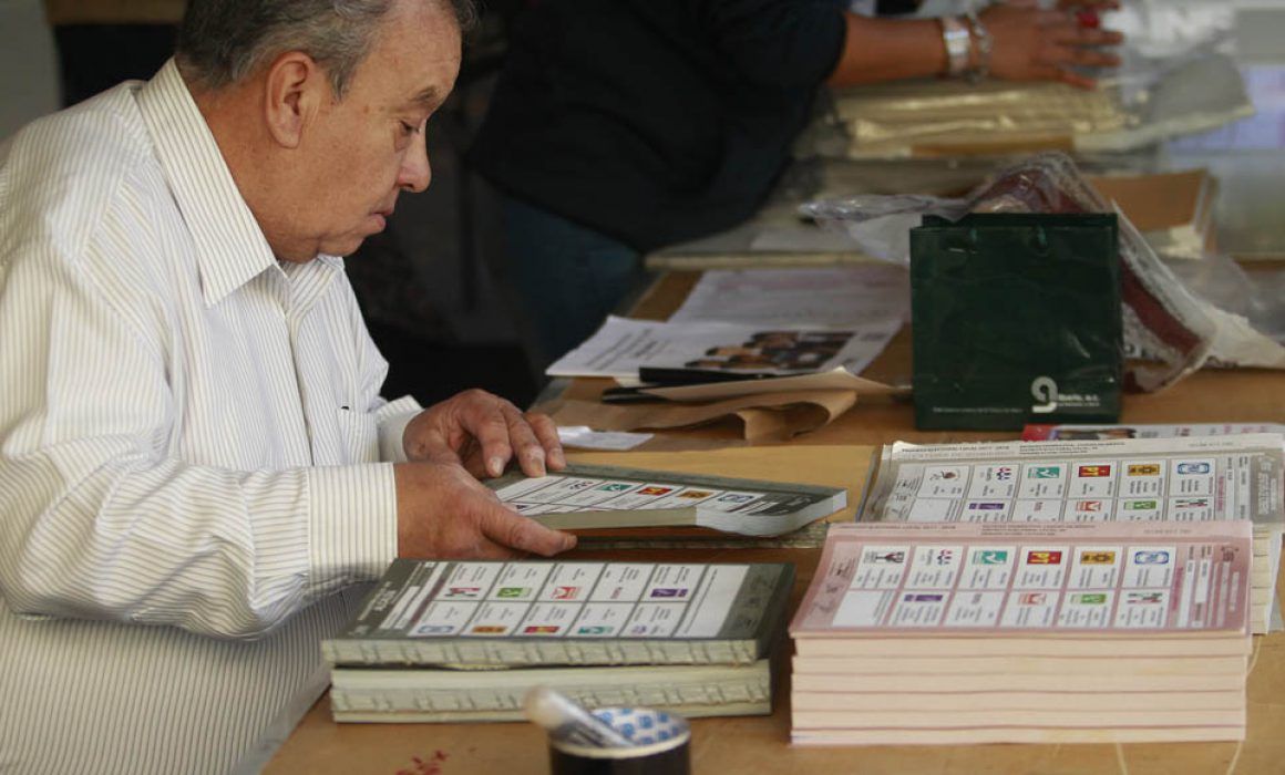 PRI y Morena registran mayoría de representantes de casillas: INE 