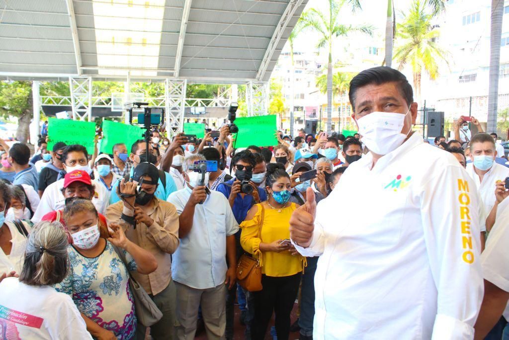Mario Moreno ’serás el gobernador y ayudarás a la población’, le dicen en Acapulco
