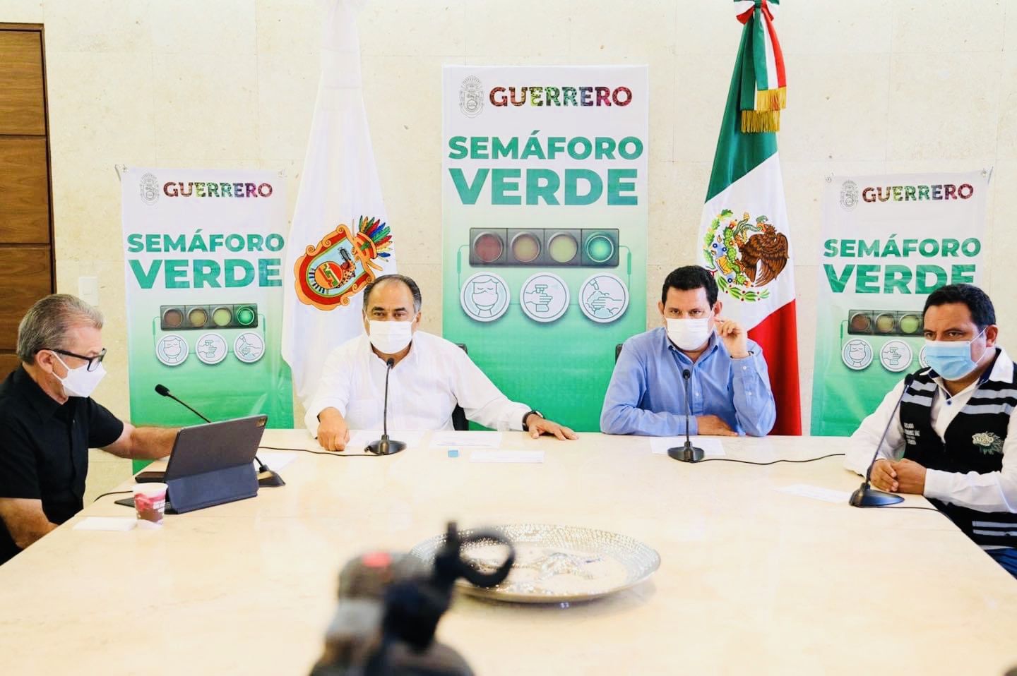Abre el gobernador Astudillo convocatoria para vacunación de mayores de 40-49 años en Guerrero 