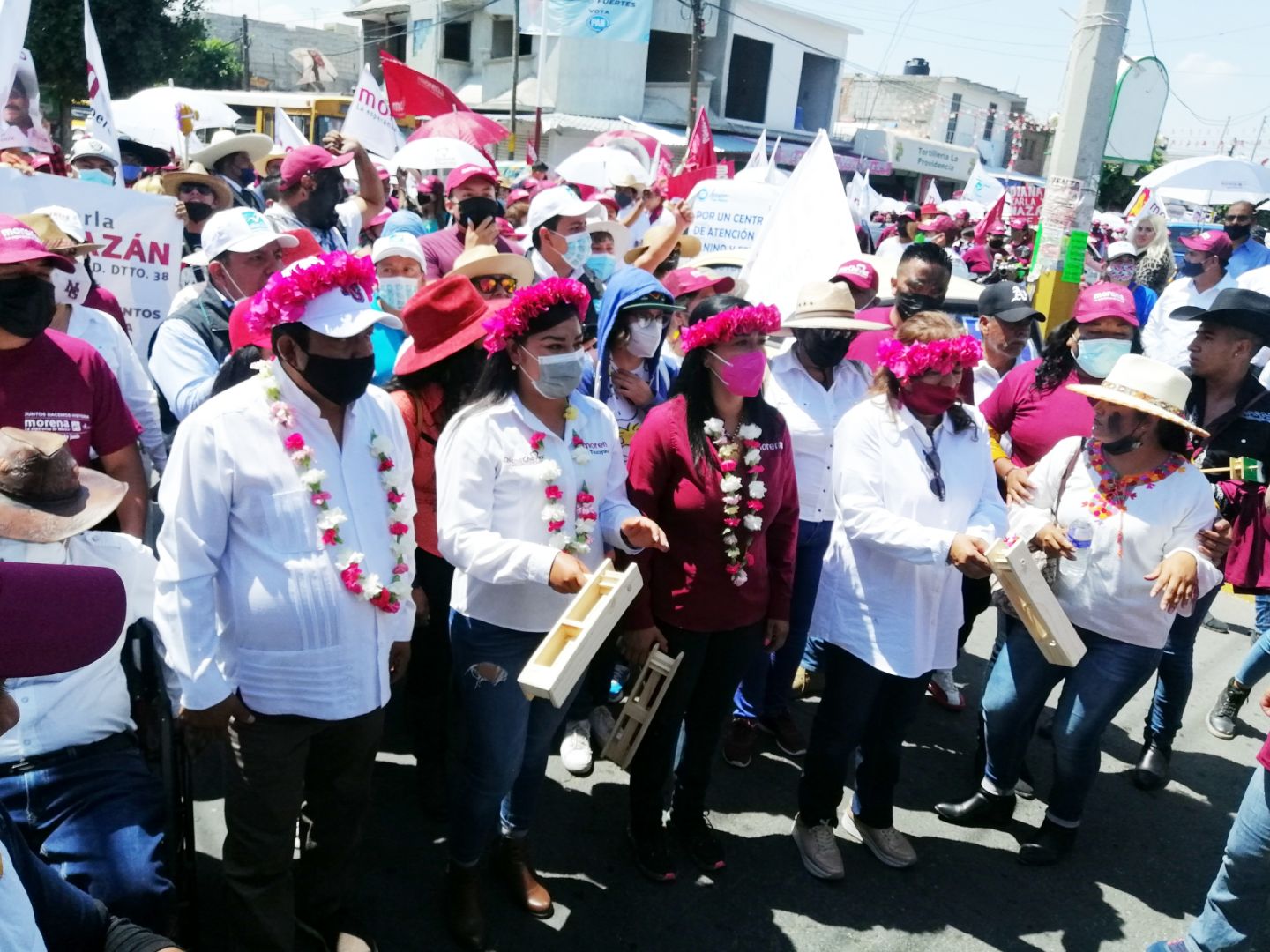 Diana Chávez cierra campaña en Tequisistlán y señal: "Hoy comimos Pan de Muerto"