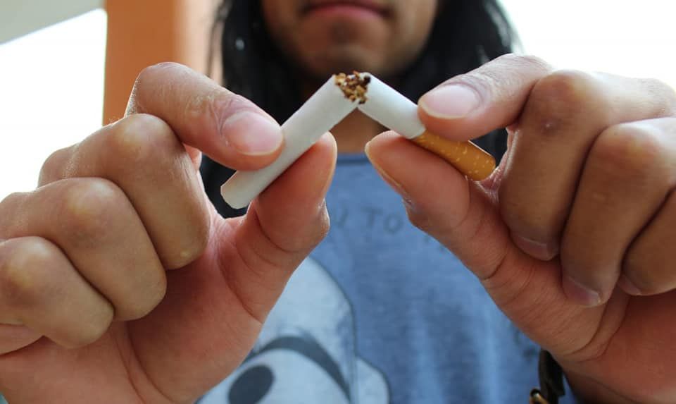 Es tabaquismo, factor de riesgo para
presentar complicaciones ante Covid-19.