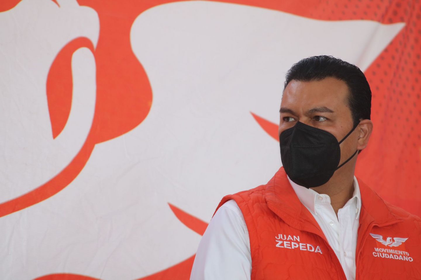 Juan Zepeda libre de actos anticipados de campaña 