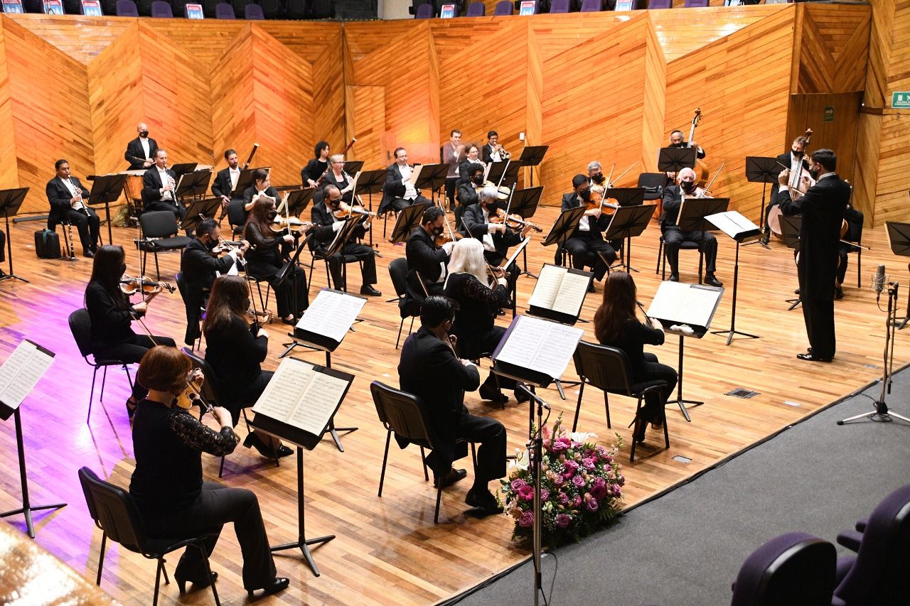 Ofrece Orquesta Sinfónica del Estado de México concierto de Aranjuez
