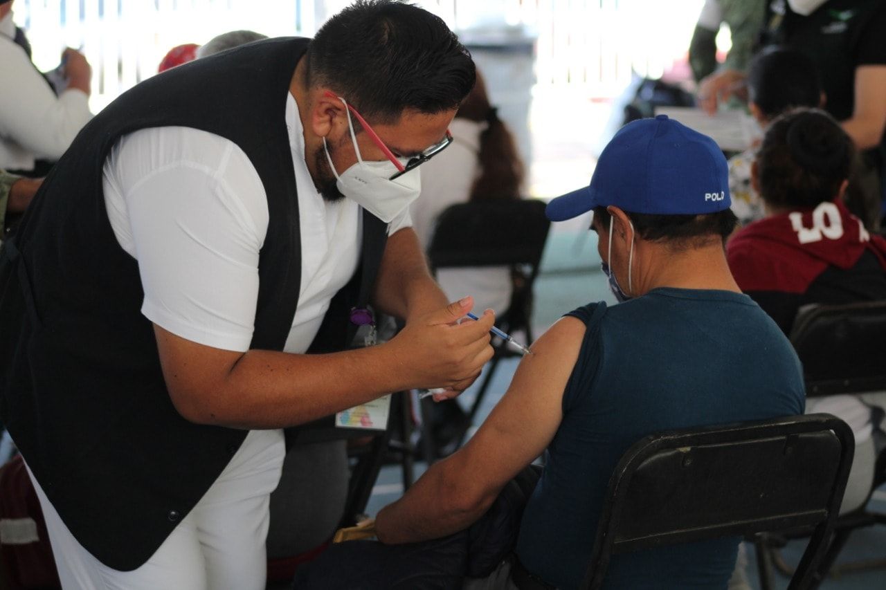 En Valle de Chalco se alista para aplicar la segunda 
dosis de la Vacuna Contra Covid -19 a los Adultos Mayores
