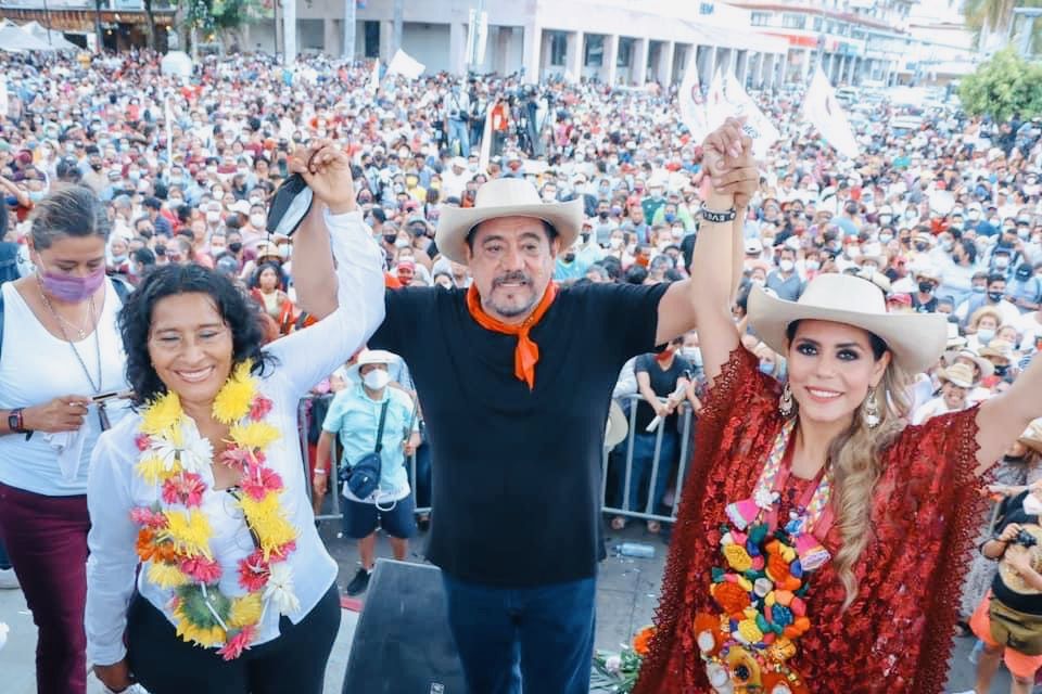 Celebran ciudadanos triunfo de Evelyn Salgado y Abelina López; ’transformarán Guerrero y Acapulco’, respectivamente, dicen 