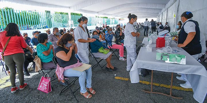 
Inicia vacunación contra COVID-19 para adultos de 50 a 59 años de Chimalhuacán
