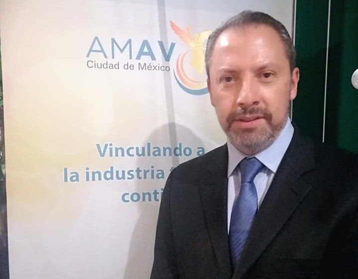Julián Arroyo Corvera se reelige como presidente de la AMAV CDMX