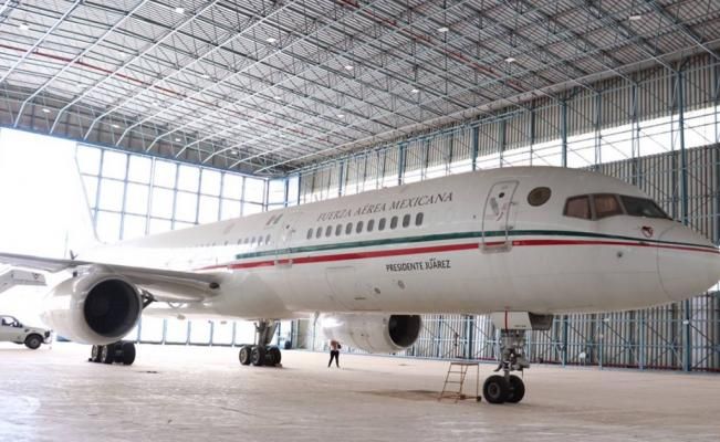 Subastan antiguo avión presidencial