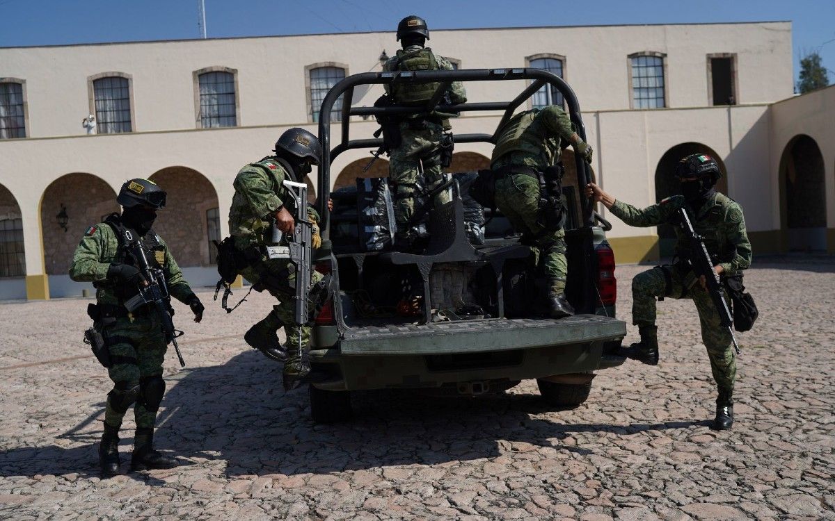 AMLO ‘sale del clóset’ y propone sin vergüenza militarizar la seguridad pública: Alejandro Madrazo