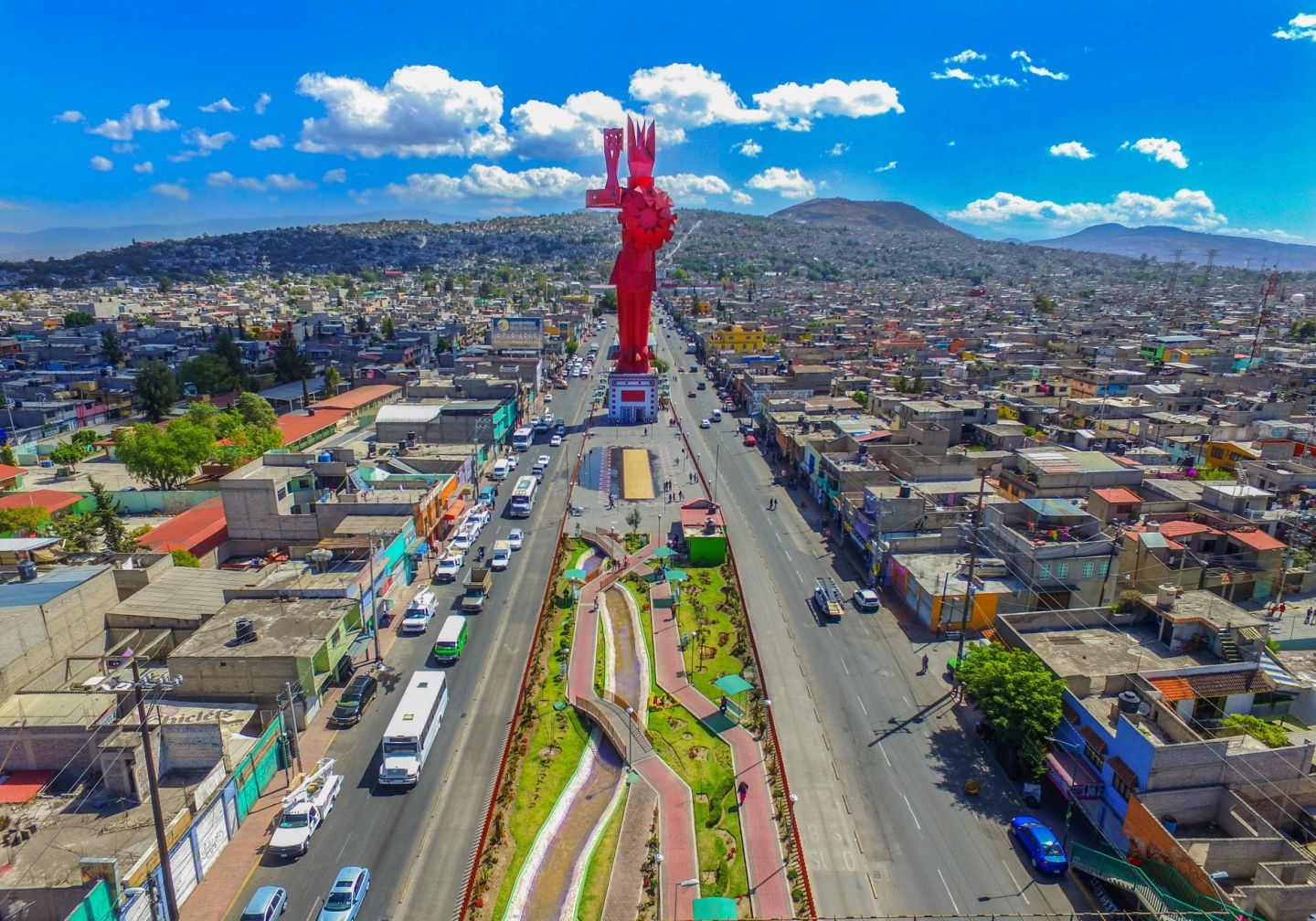 En 21 años el progreso en Chimalhuacan al que ahora se le califica como municipio modelo se debe a una lucha de un pueblo organizado y trabajador: Movimiento Antorchista