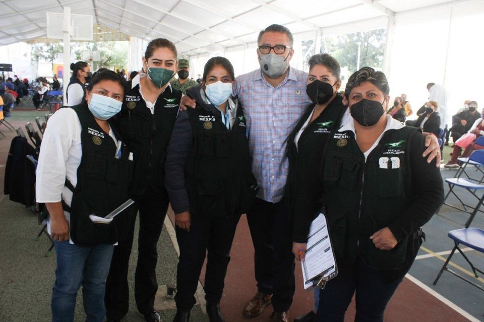 Amplia participación orden y tranquilidad en vacunación de 40 a 49 años en Texcoco