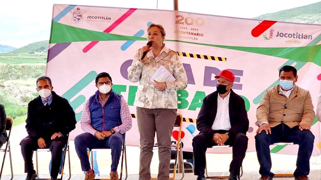 El GEM entrega obra hidráulica y educativa en Jocotitlán