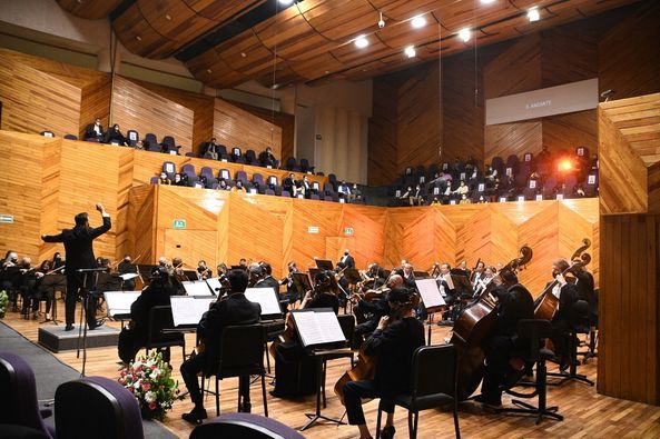 Dirige Rodrigo Sierra Moncayo concierto 
de la Orquesta Sinfónica del Estado de México
