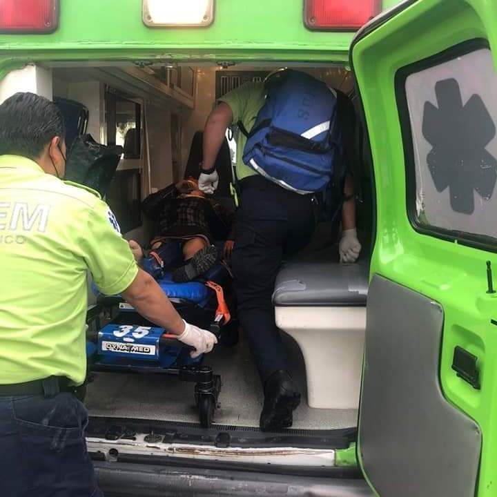 En Toluca percance frontal entre dos vehículos deja como saldo al menos siete heridos
