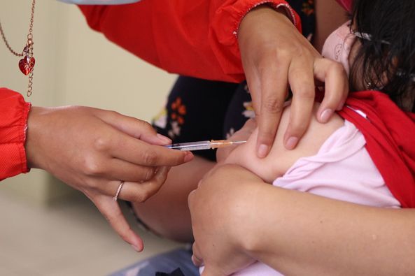 
Dirección de Salud Municipal en Chimalhuacán 
refuerza jornadas de Vacunación para Niños
