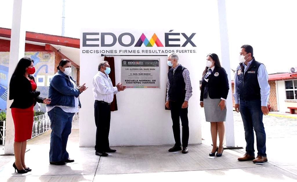 Alfredo del Mazo entrega la modernización e infraestructura de la Escuela Normal  Coatepec Harinas para mejorar la formación de nuevos docentes del Edoméx


