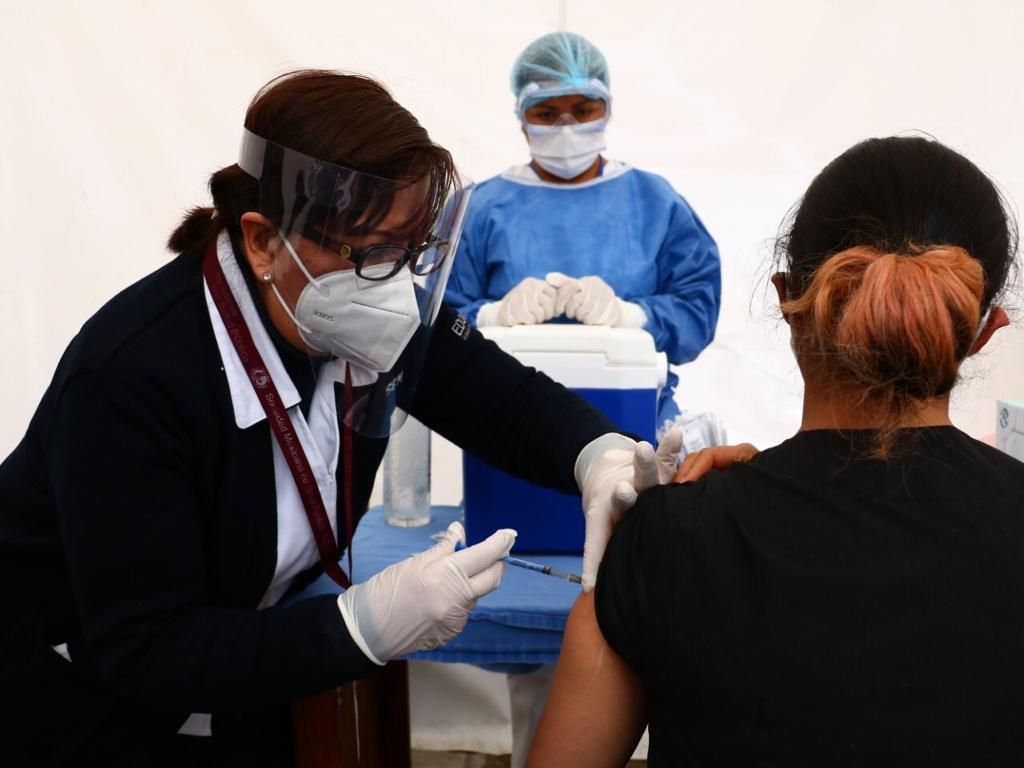 Vacunarán contra COVID-19 a personas de 40 a 49 años en otros 11 municipios mexiquenses