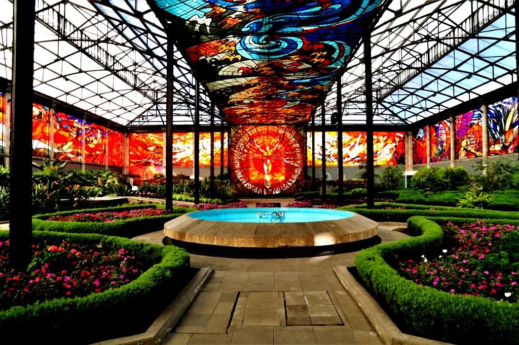 El Cosmovitral Jardín Botánico cumple 41 años de ser icono de la capital mexiquense
