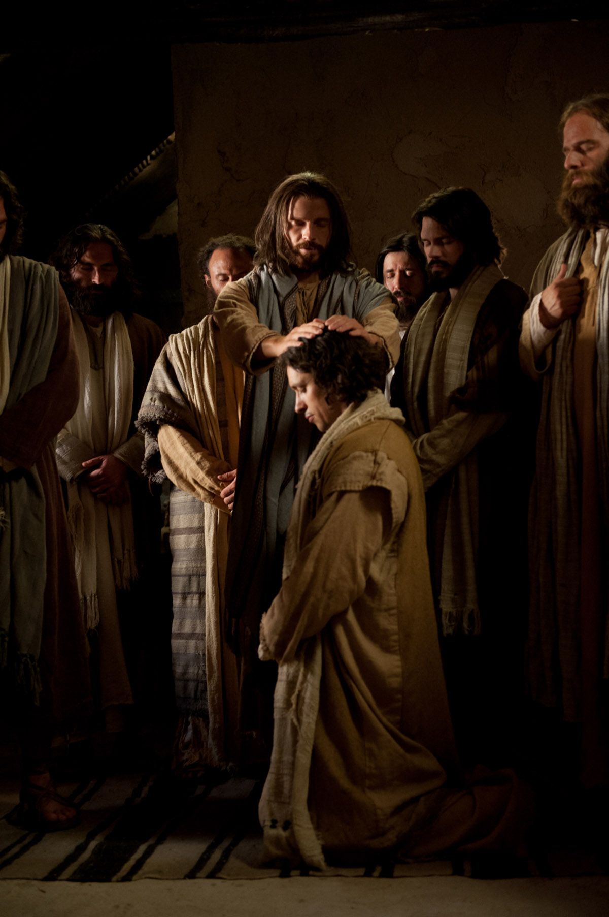 ’ Jesús llamó a sus doce discípulos ’