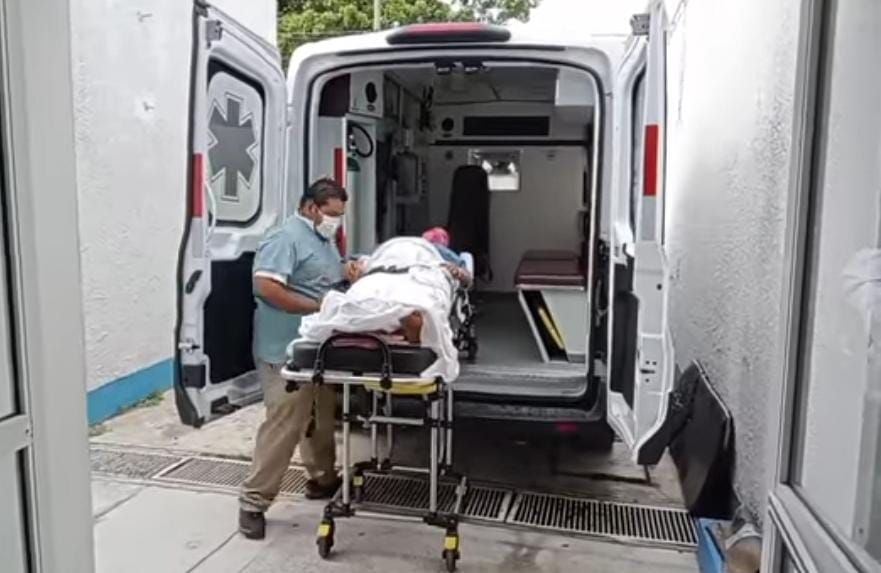 Denuncian una negligencia más en hospital general de Atoyac de Álvarez 
