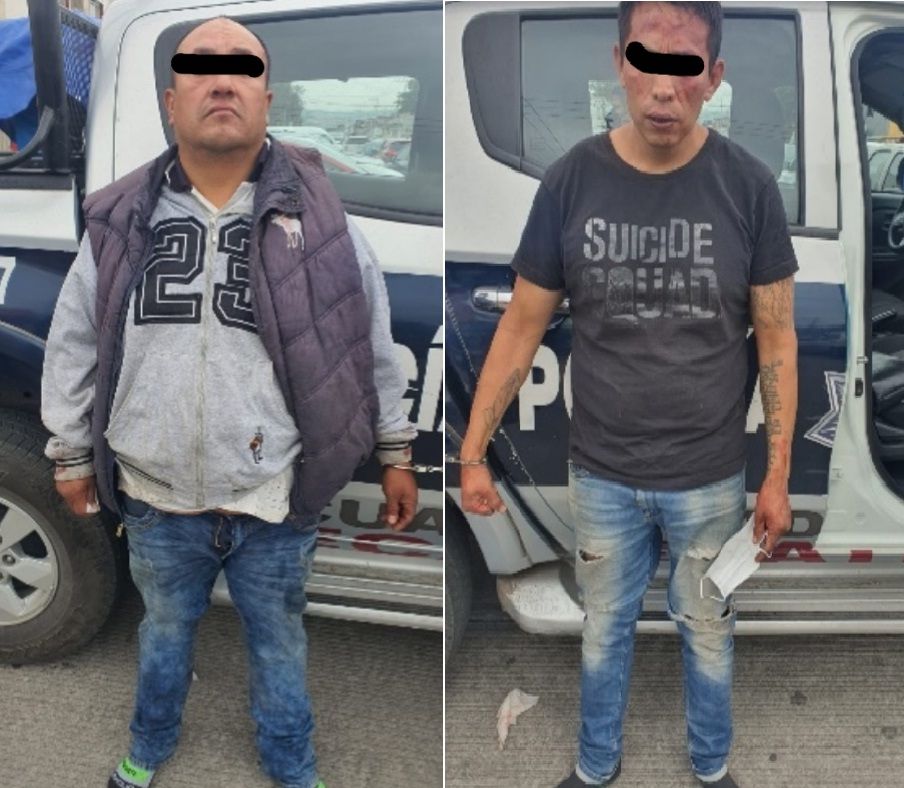 Policías de Ecatepec capturan a dos sujetos por asalto con violencia a una tienda