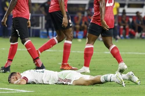 Peligró la vida ‘Chucky’ Lozano por partido ’molero’ en Copa Oro
