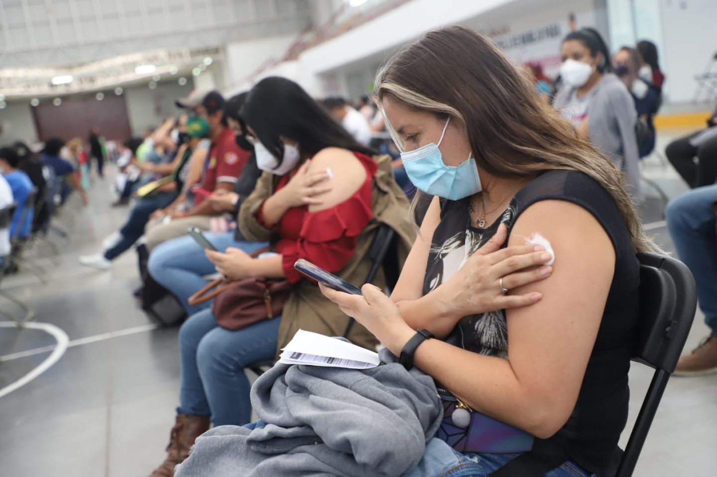 Ecatepec reporta gran afluencia y organización en primer día de vacunación contra el Covid-19 a personas de 30 a 39 años de edad*