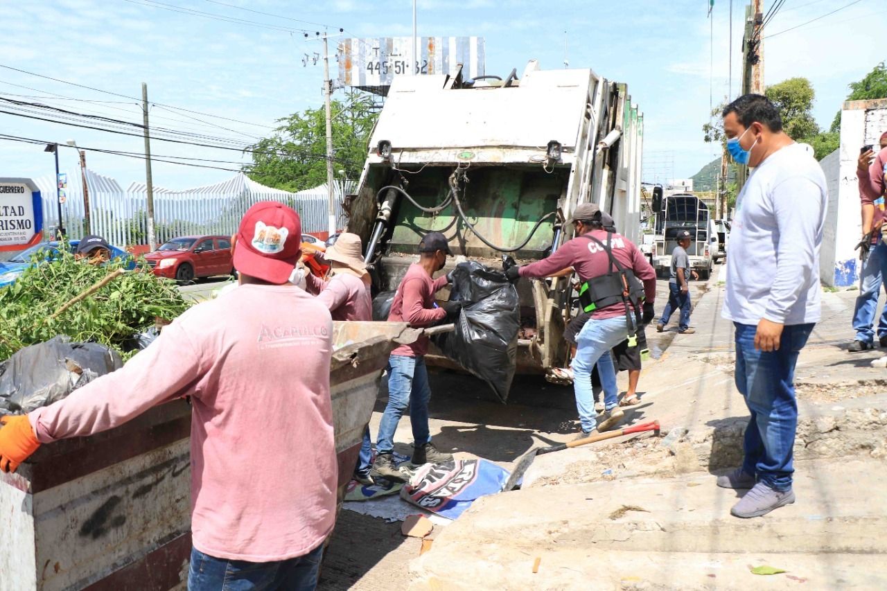 Mantiene Gobierno de Acapulco operativo especial de recolección de basura
