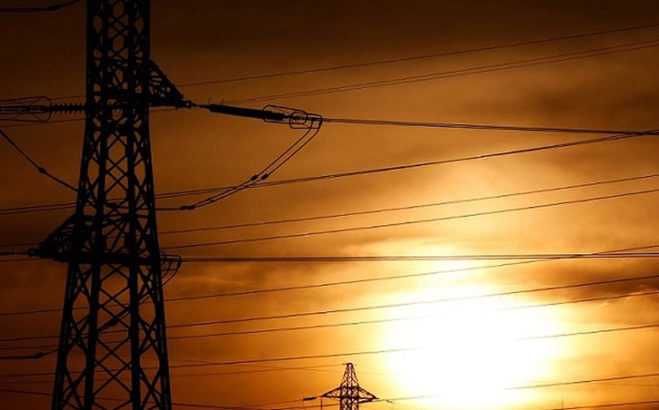 Tribunal revoca suspensión que frenaba la reforma a Ley de la Industria Eléctrica de AMLO
