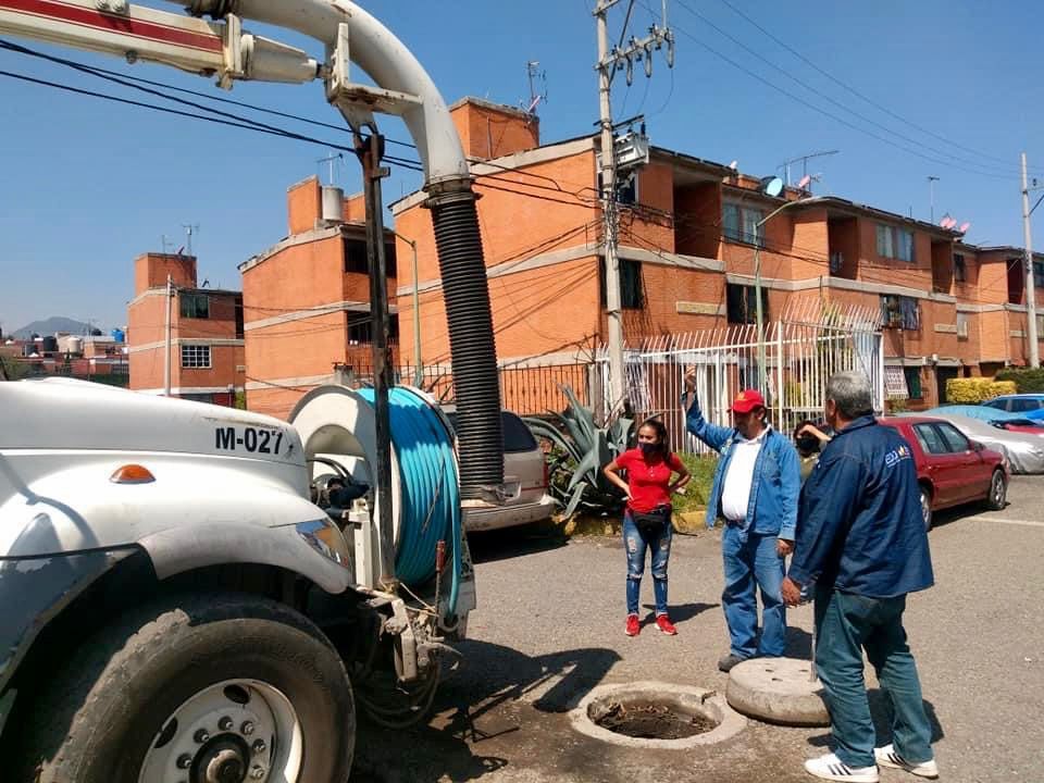 #Antorcha gestiona servicio de vactor para desazolvar drenaje y evitar inundaciones