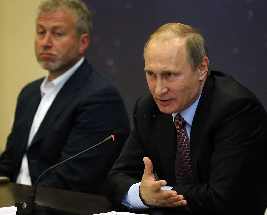 Niega multimillonario ruso ser prestanombres de Putin en compra del Chelsea
