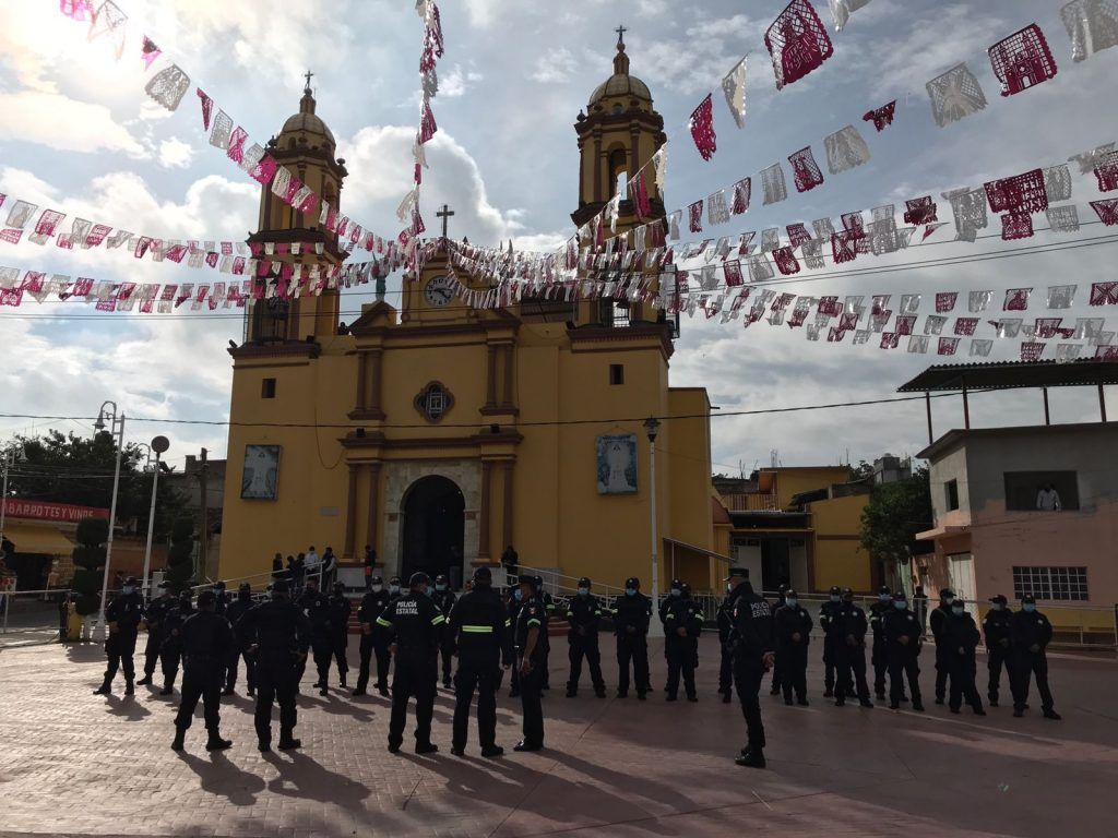 En Tepetlixpa seguridad pública instrumenta retenes de seguridad con motivo de las fiestas religiosas