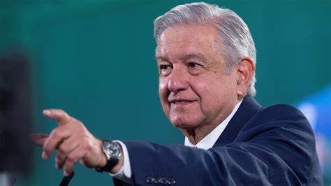 Burócratas y magisterio, sin pago de su quincena, gobierno busca al presidente Obrador