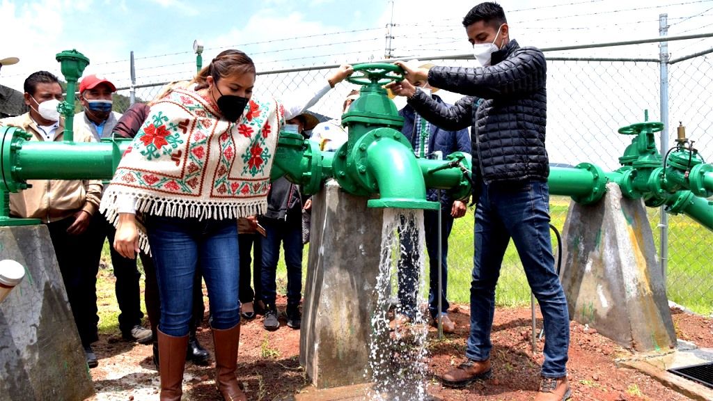 La CAEM beneficia a más de 2 mil 200 habitantes de Timilpan con obra de agua potable