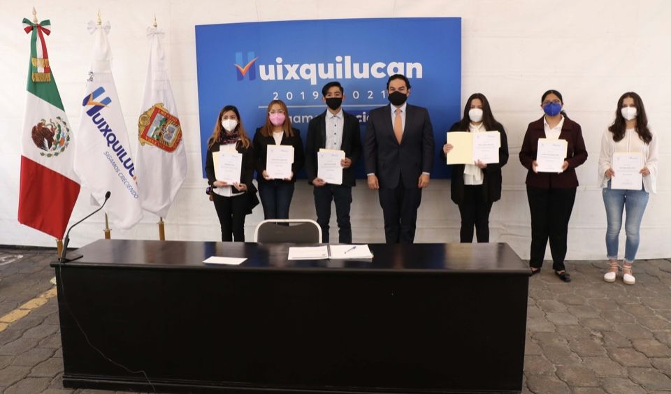 Jóvenes de Huixquilucan obtienen becas del 100 por ciento para estudiar en la Universidad Anáhuac 